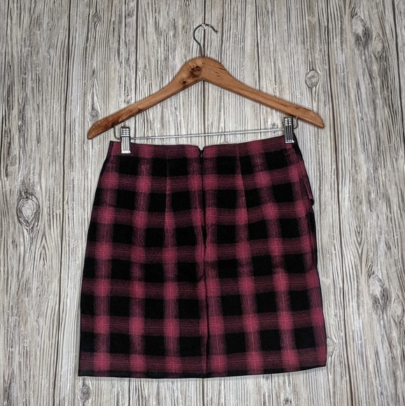 90s Snazzy Skirt - Picture 3 of 4